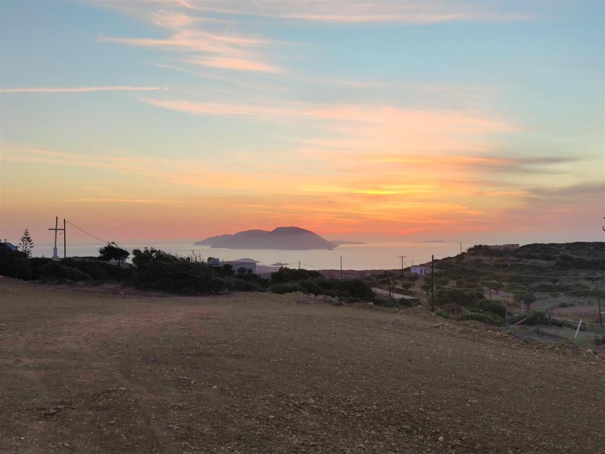 Lakena Sunset View Villa Menetaí Buitenkant foto